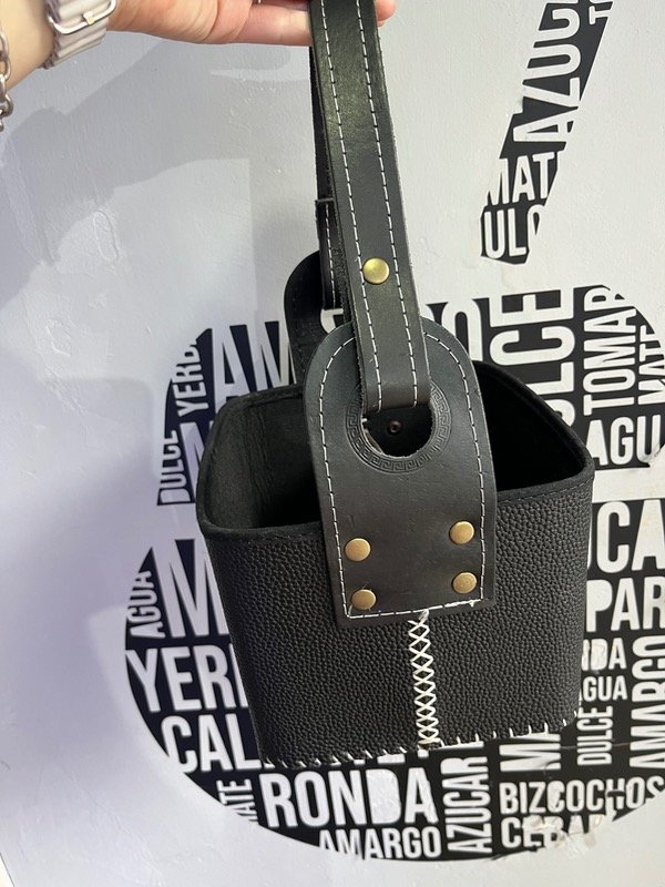Producto - Canasta división manija cuero