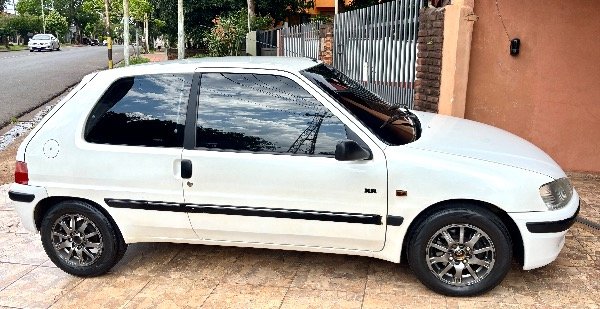 Producto - Peugeot 106