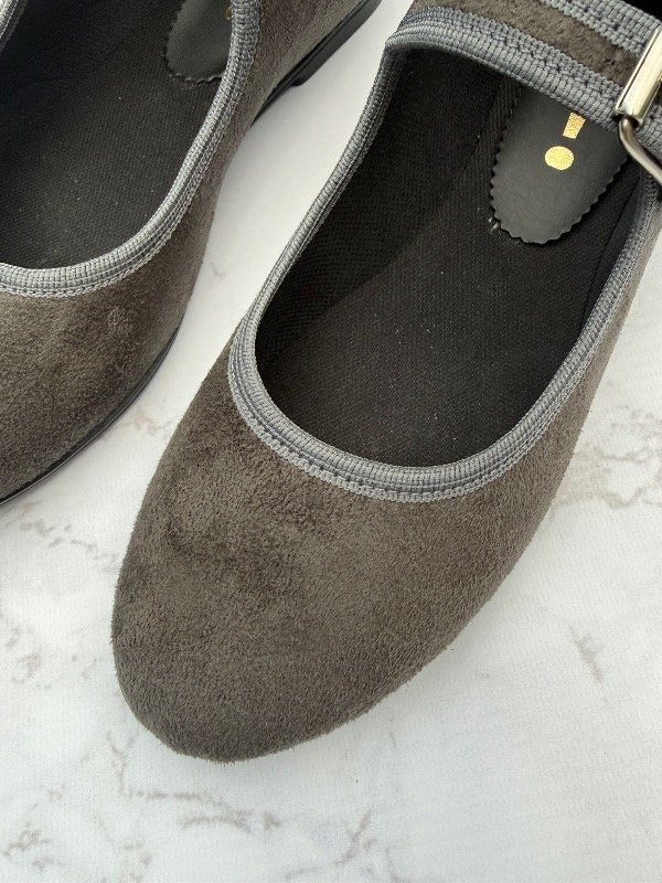 Producto - MERCEDITAS GRISES