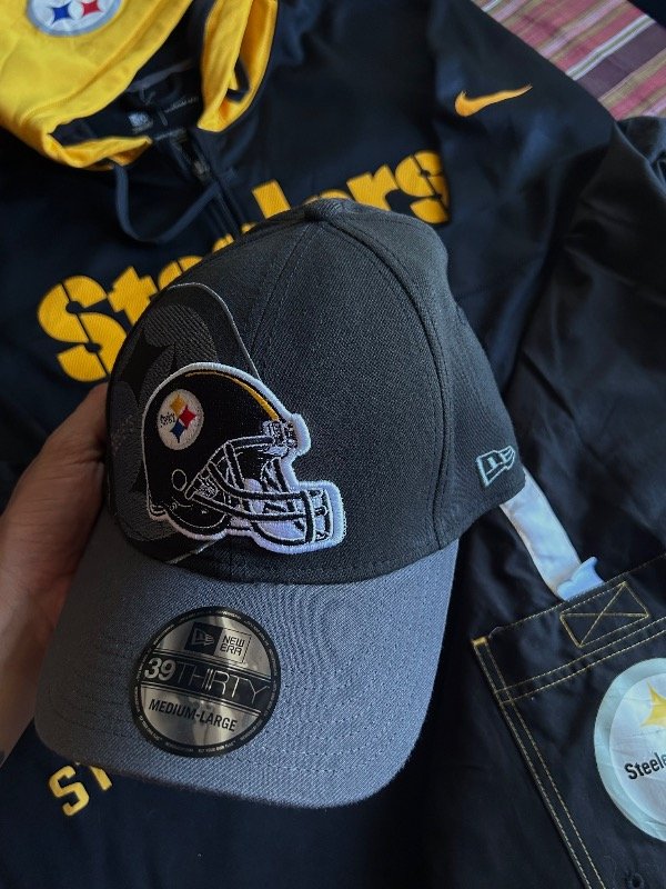 Producto - Gorra New Era x Steelers NFL, nueva con etiqueta