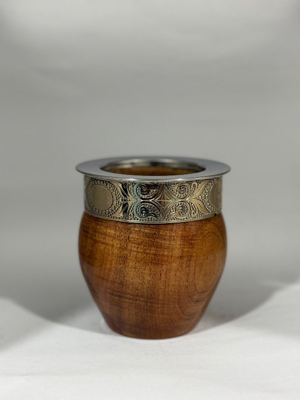 Producto - IMPERIAL ALGARROBO LAQUEADO