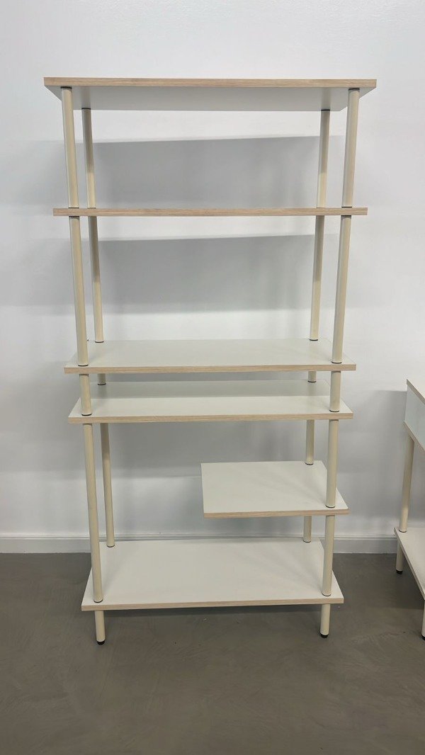 Producto - BIBLIOTECA M09