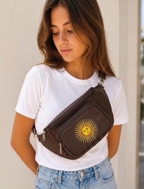 Producto - RIÑONERA SOL DE MAYO MUNDIAL ARGENTINA UNISEX