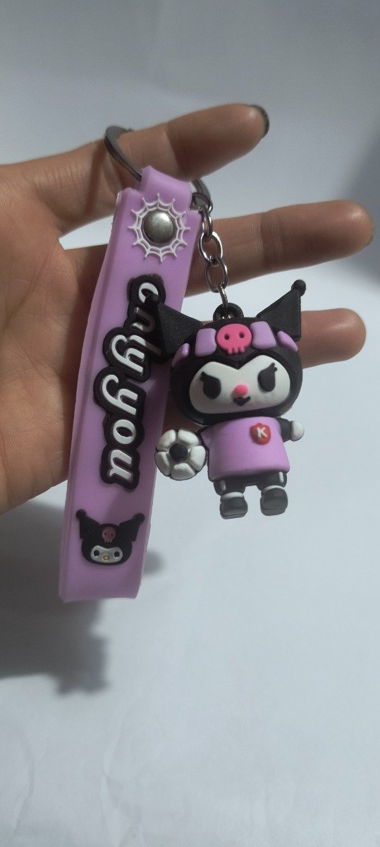 Producto - Llavero kuromi futbol
