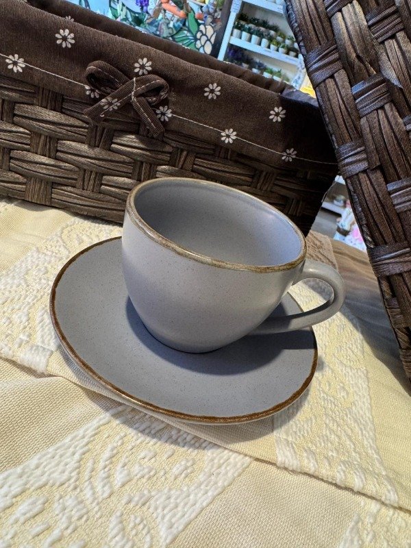 Producto - Linea Nepal gris - Taza con plato (Efectivo: 17.200)