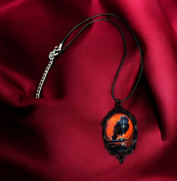 Producto - DIJE GOTICO CUERVO CON COLLAR SIMIL CUERO