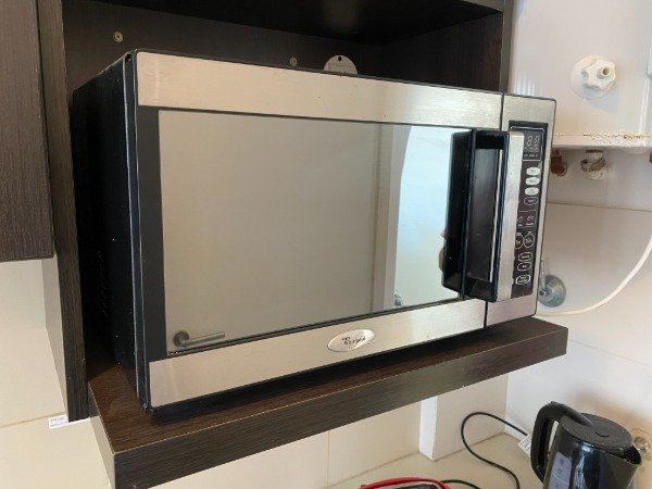 Producto - MICROONDAS DIGITAL WHIRPOOL 20lt 49x34x30 #9951