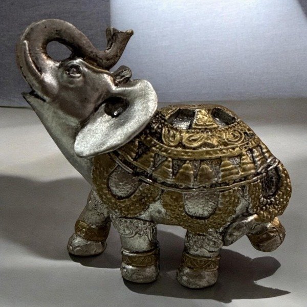 Producto - ELEFANTE 10 CM PLATEADO CON DETALLES EN DORADO - ELEF#52