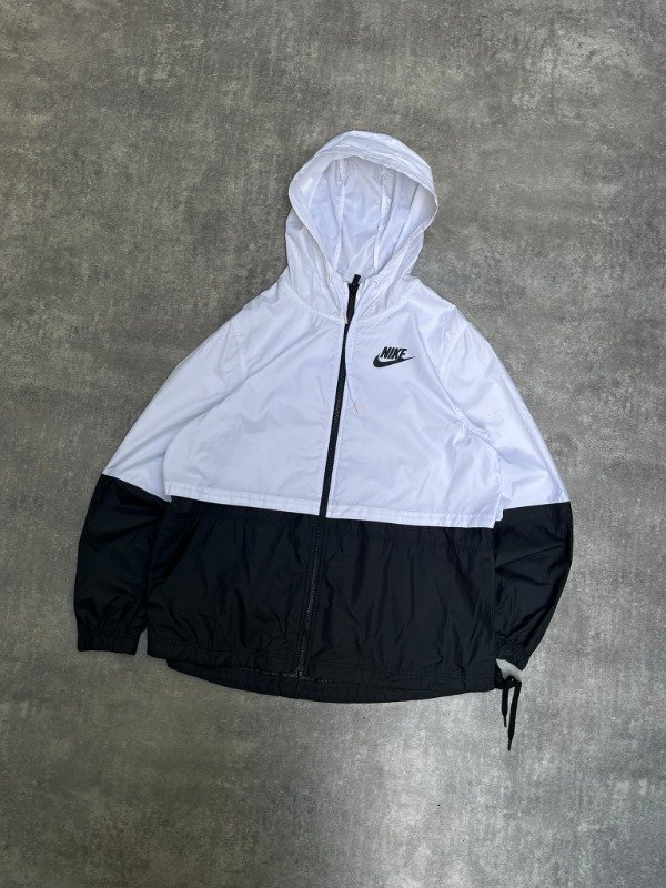 Producto - Campera Rompevientos Nike Sportwear T.M/L - 1