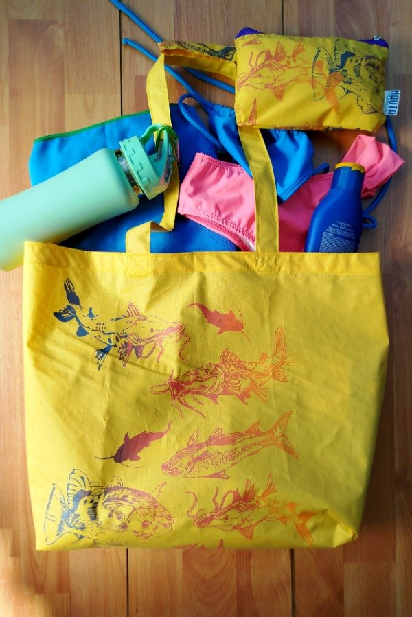 Producto - Bolso Plegable "Peces de Río amarillo"