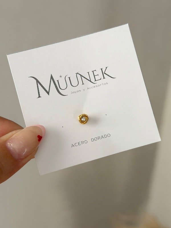 Producto - Aro dorado flor cubic (unidad)