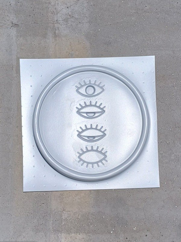 Producto - Plato Redondo Ojos