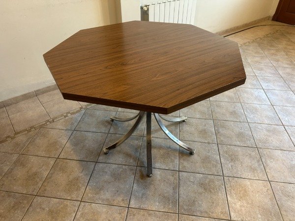 Producto - MESA HEXAGONAL PATA METALICA 120cm #11960