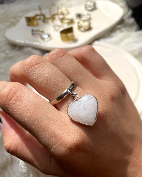 Producto - Anillo Corazón Cuarzo blanco