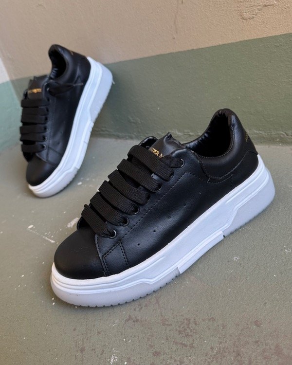 Producto - Alexander McQueen Limited Negras