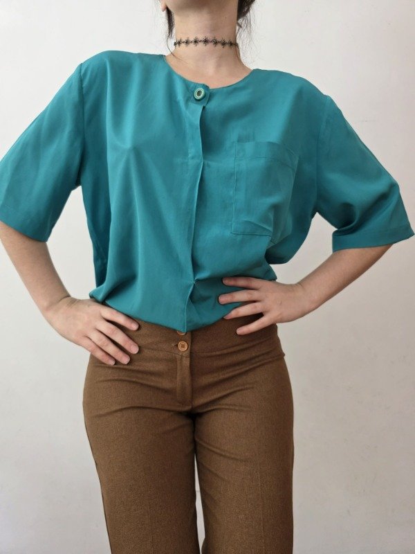 Producto - Camisa Verde Esmeralda
