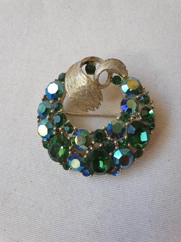 Producto - Broche Lisner Green Crown 50s