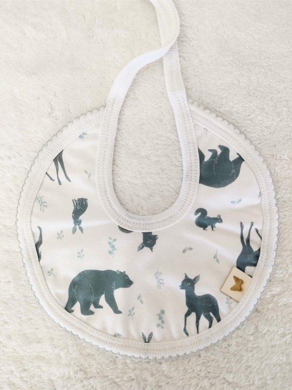 Producto - Babero redondo Bosque verde