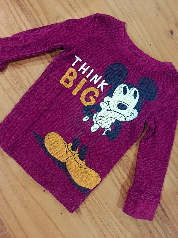 Producto - Remera niño talle 2 - 0