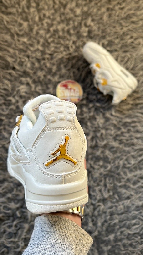 Producto - JORDAN RETRO 4 METALLIC GOLD - 2