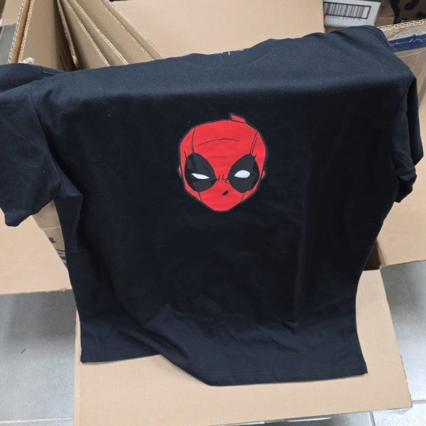 Producto - Remera Deadpool Black