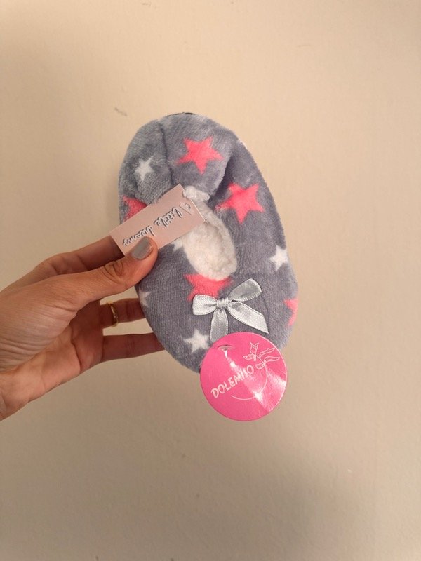 Producto - Pantuflas NUEVAS CON ETIQUETA talle 24 a 27 sme06