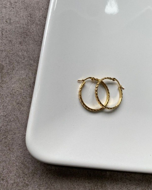 Producto - ARGOLLAS RELIEVE DORADO