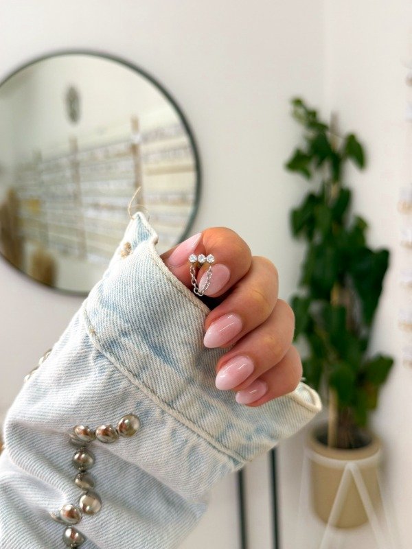 Producto - Piercing acero quirúrgico tres cúbics cadena