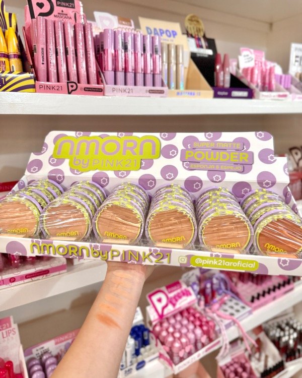 Producto - Polvo compacto amora con espejo y esponjita  Pink 21 - 1