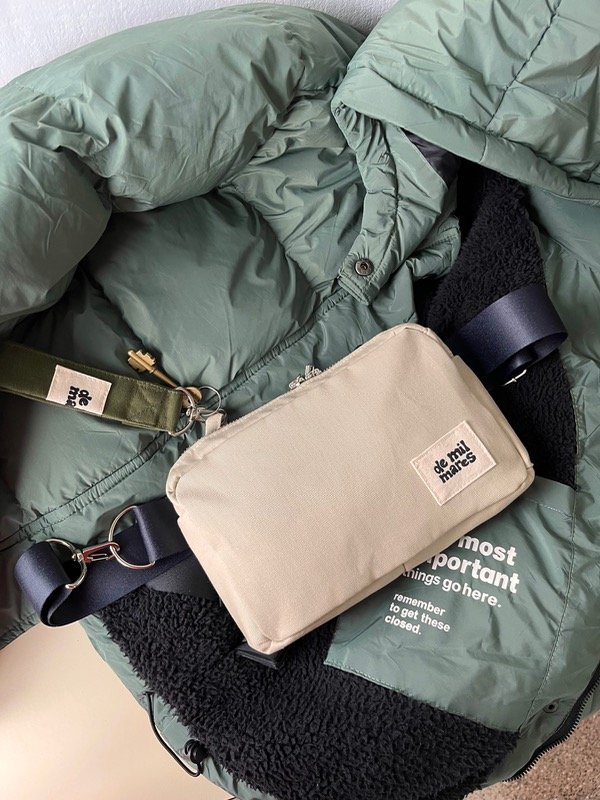 Producto - Riñonera MAR natural y verde