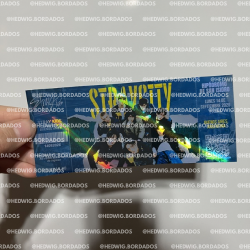 Producto - Entradas de recuerdo 14x6 HOLOGRAFICAS - STRAY KIDS STRAYCITY Buenos Aires
