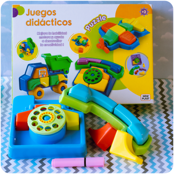 Producto - Teléfono Didáctico con Piezas Encastrables - New Plast