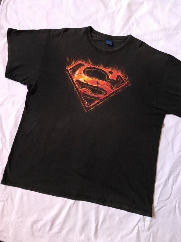 Producto - Vintage Superman official merch tubular tee.