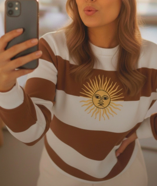 Producto - Buzo Argentina sol de mayo chocolate