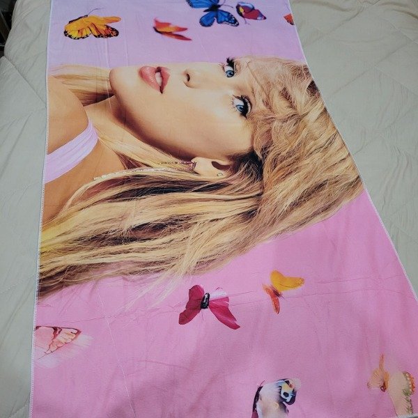 Producto - Toallón Taylor Swift