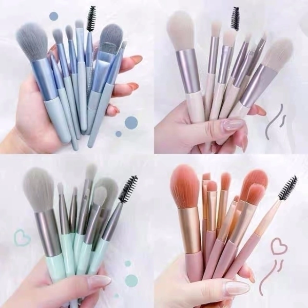 Producto - Set de brochas con estuche x8