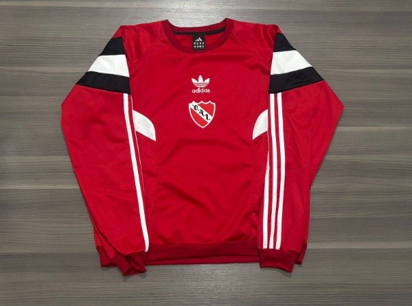 Producto - BUZO INDEPENDIENTE RETRO ADIDAS TALLES(S/ XL/ XXL)