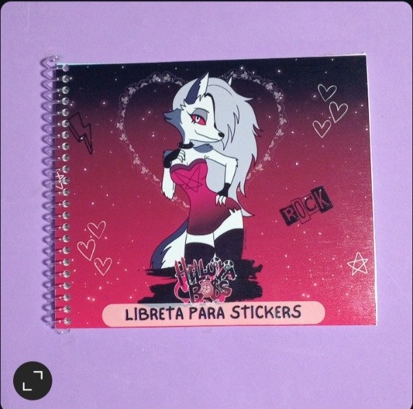 Producto - Libreta para stickers Loona