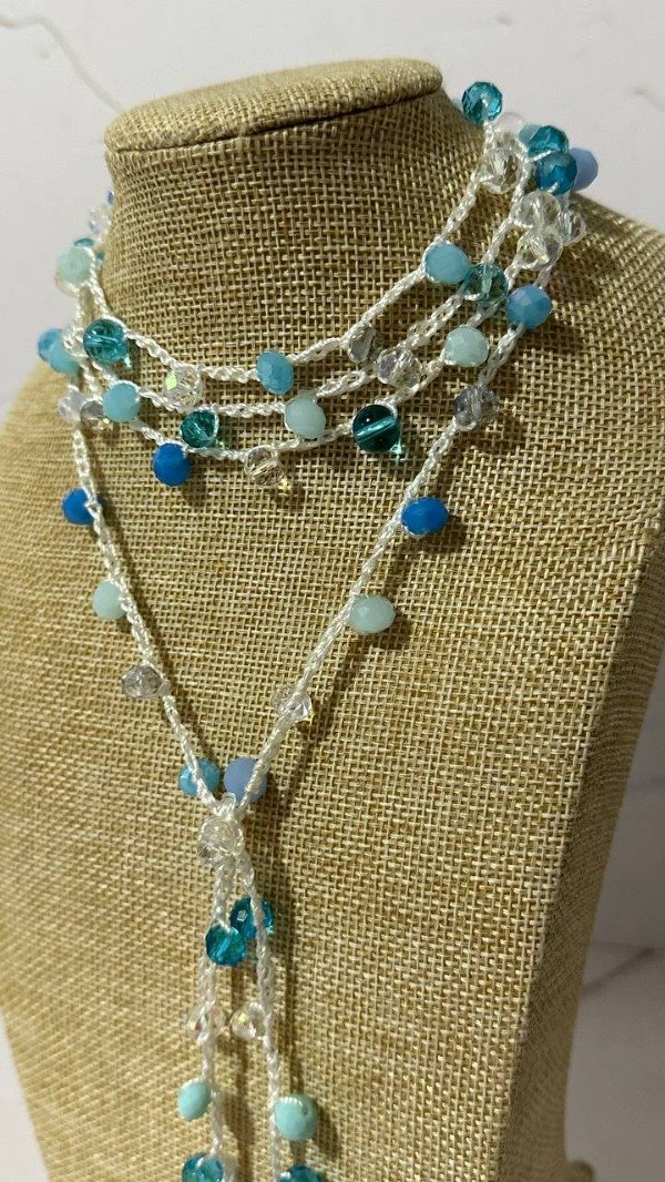 Producto - COLLAR MIL VUELTAS celeste