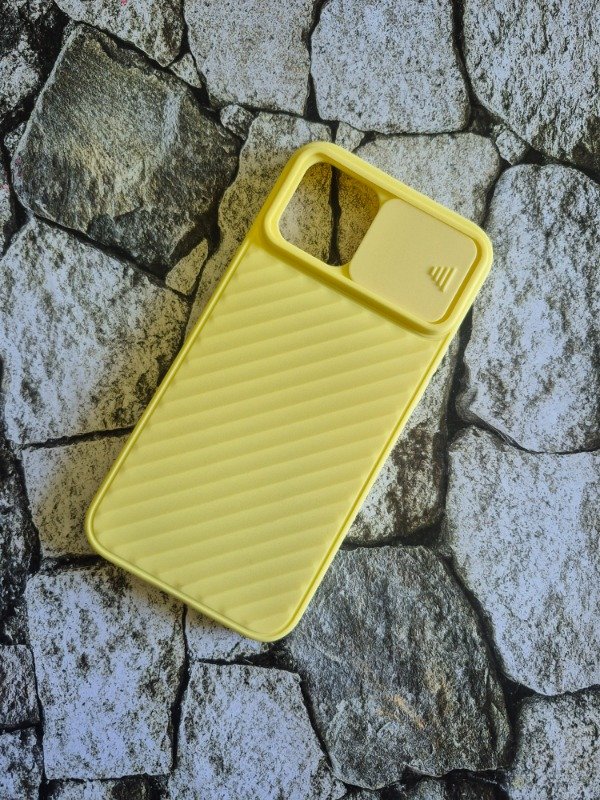 Producto - Funda silicone soft con cubrecamara IPhone 12 Pro Max amarilla