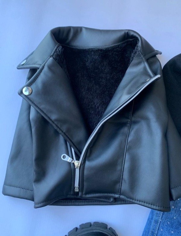 Producto - Chaqueta con piel adentro