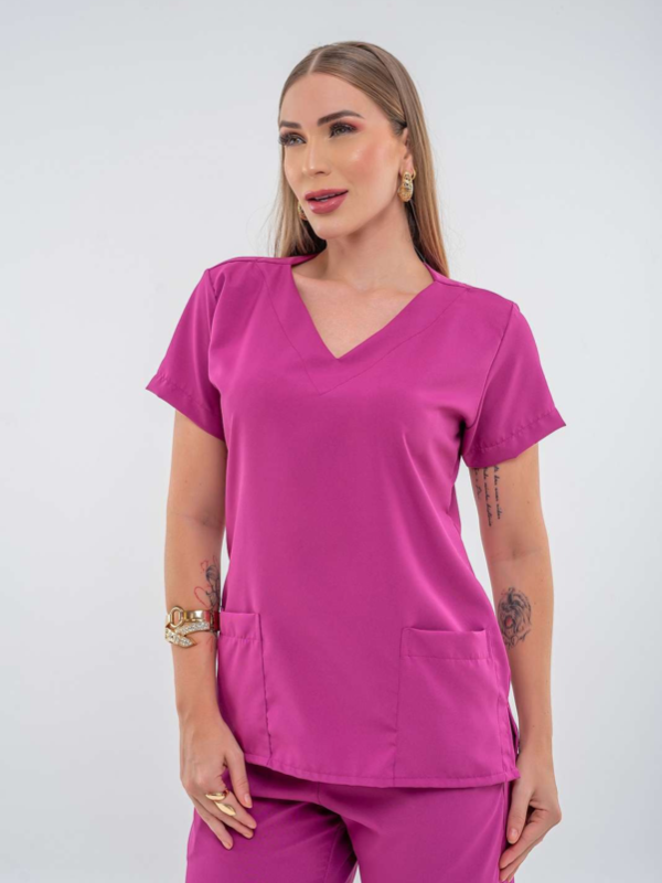 Producto - Ambo Básico Magenta