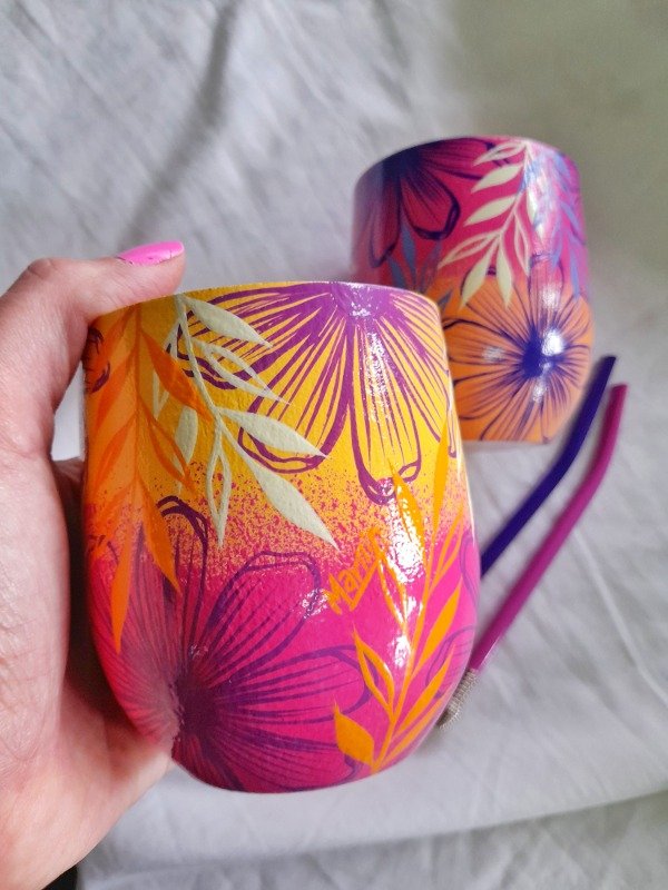 Producto - Mate Marilin amarillo y fucsia pera grande EN STOCK