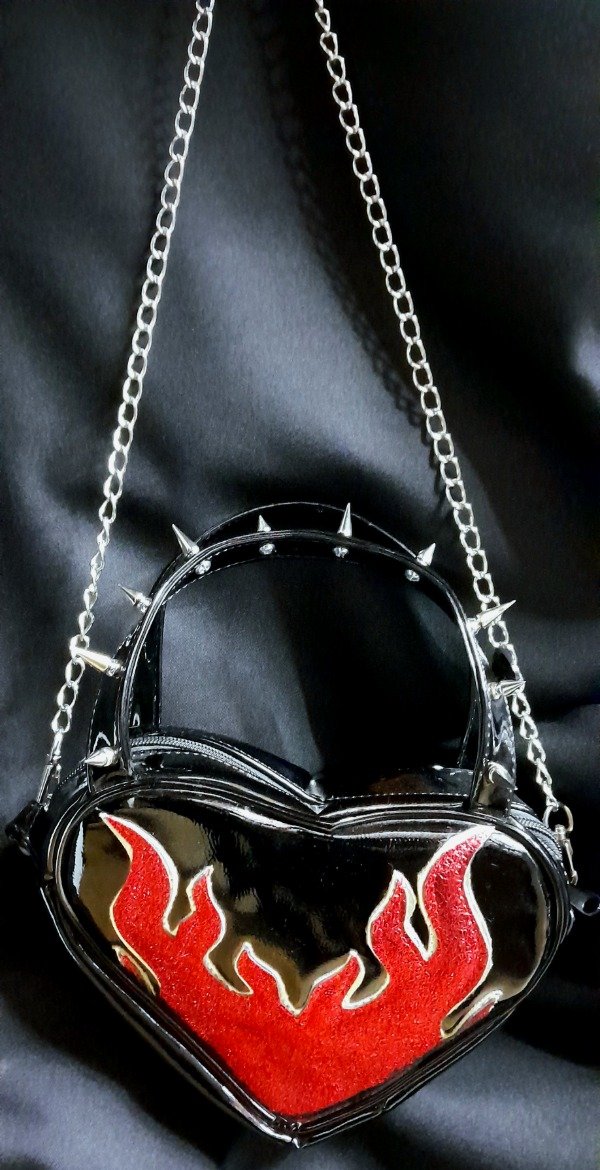 Producto - Cartera Corazón Infame Roja