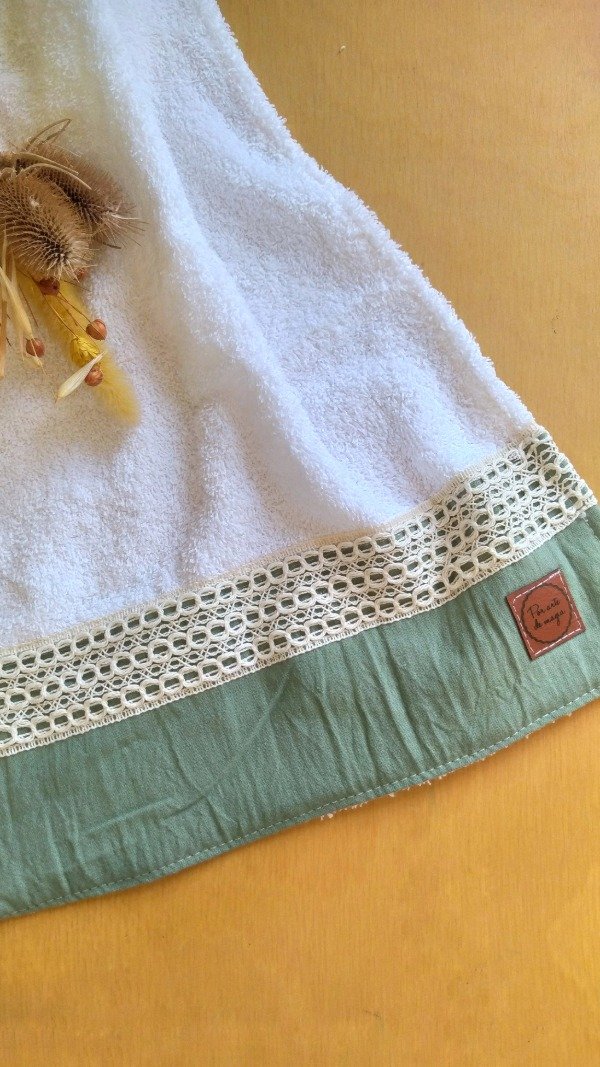 Producto - Toalla de manos verde