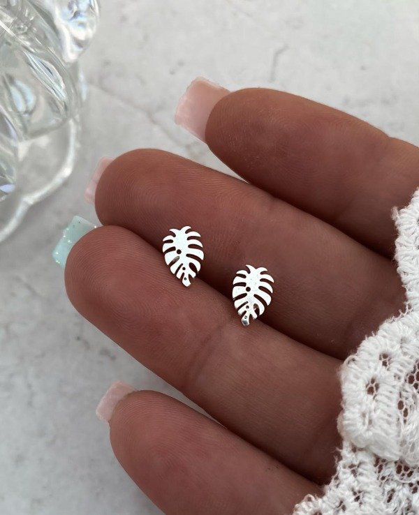 Producto - Aros Monstera Acero Blanco