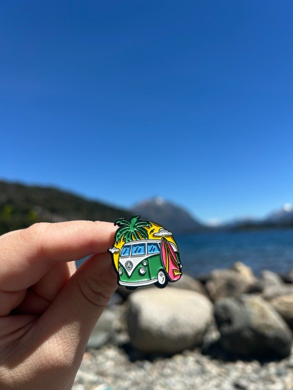 Producto - Pin VAN SURFER