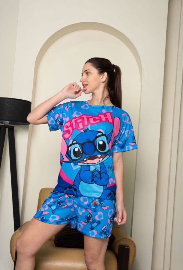 Producto - Pijamas de adultos Stitch anteojos