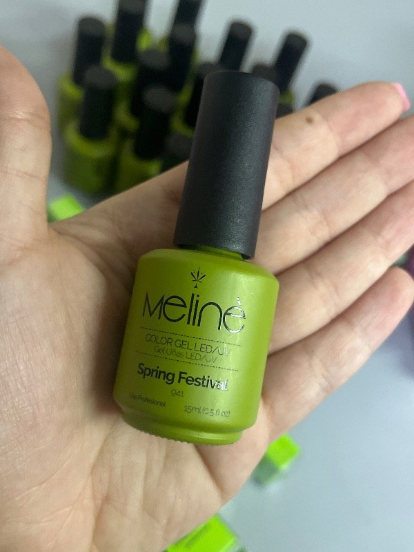 Producto - Esmalte meline verde oliva