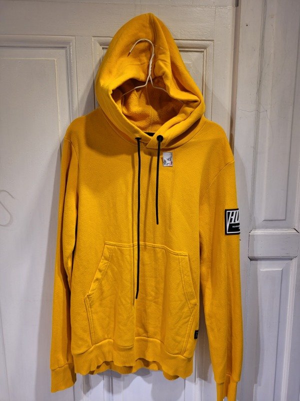 Producto - Buzo HOUKY amarillo hoodie Talle L EN SALE - PRECIO: 18X - 0